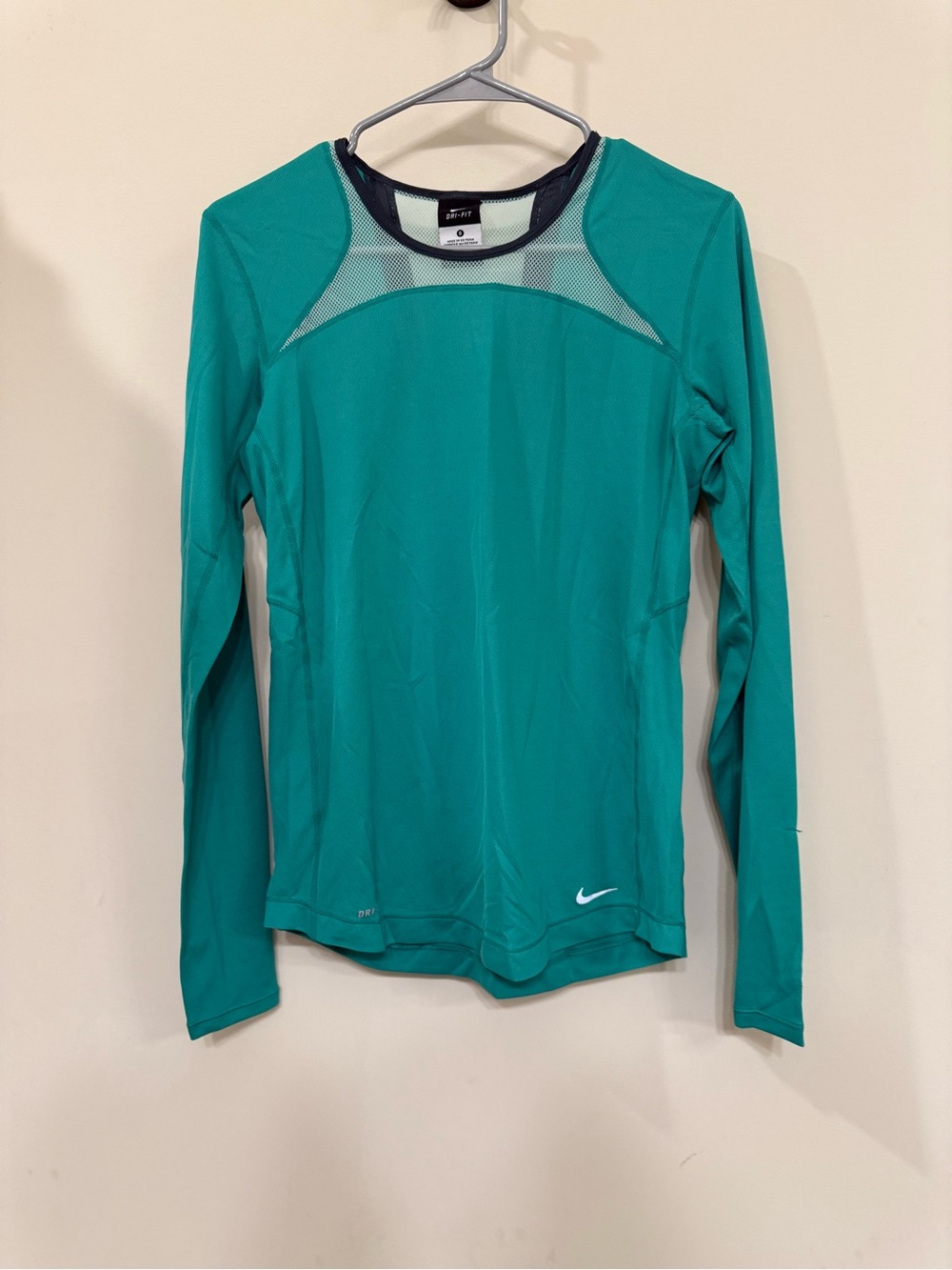 Nike Women’s Green Long-Sleeve Dri-FIT Top with Mesh Yoke